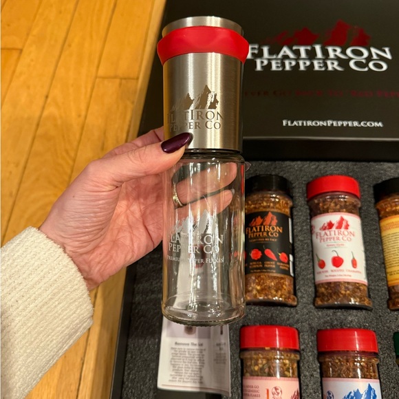 BRAND NEW Flatiron Pepper Co Ultimate Gift Set - Picture 3 of 7